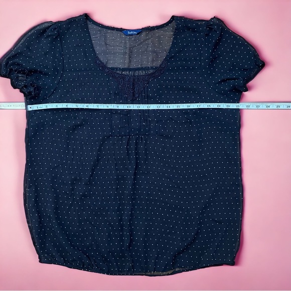 [L] REITMANS Black blouse - Picture 5 of 7